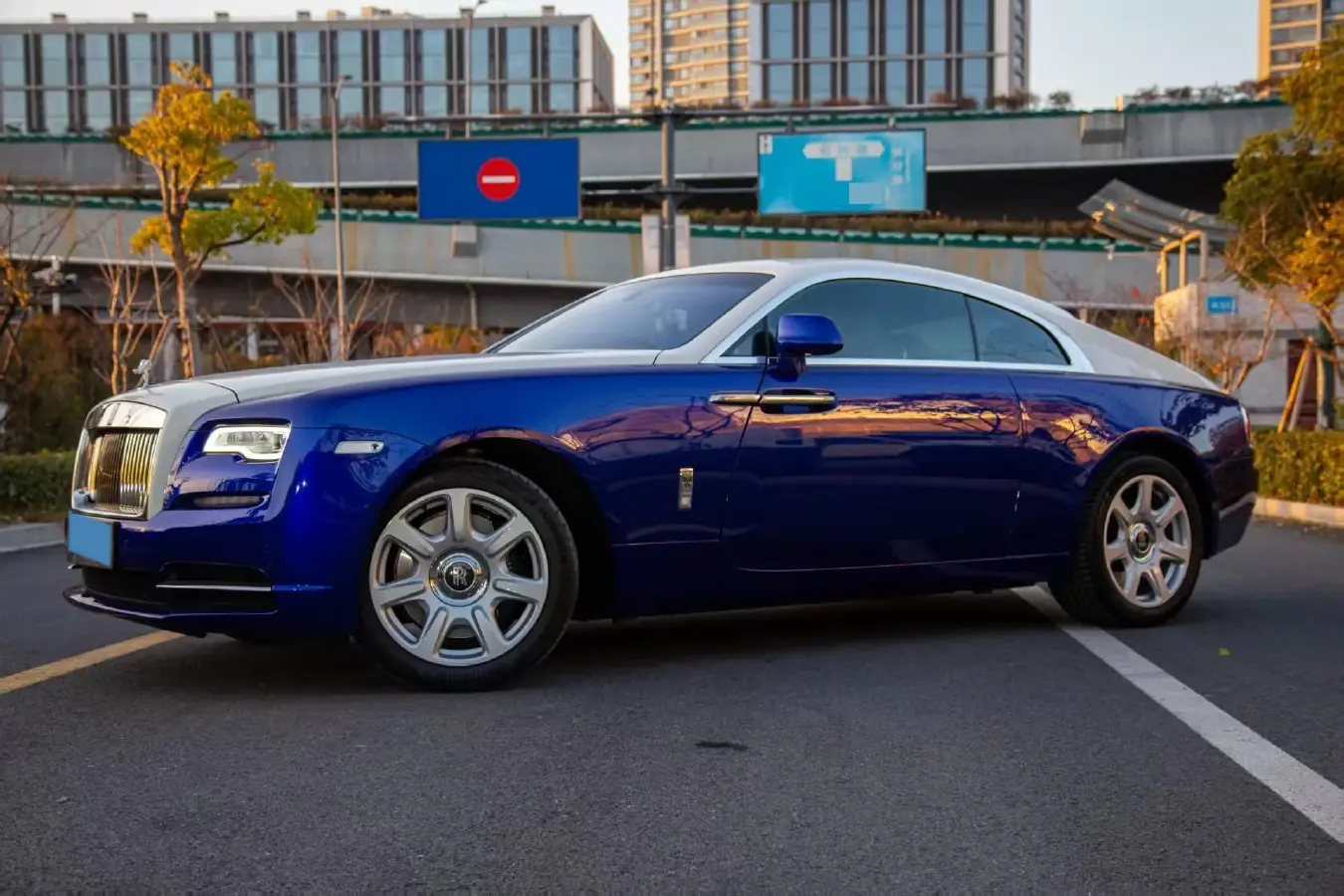 2018 Rolls-Royce Wraith 6.6T 632HP V12 8AT