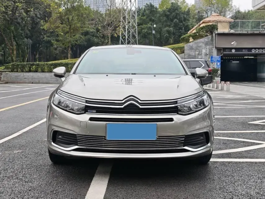 2017 Citroen C5 1.6T 167HP L4 6AT,autocango,china used car exporter,china ev exporter,chinese used car exporter,chinese used ev exporter