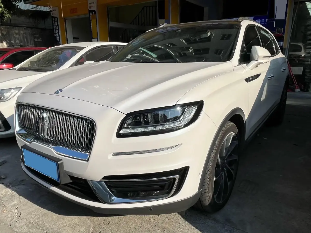 2019 Lincoln Nautilus 2.7T 329HP V6 8AT