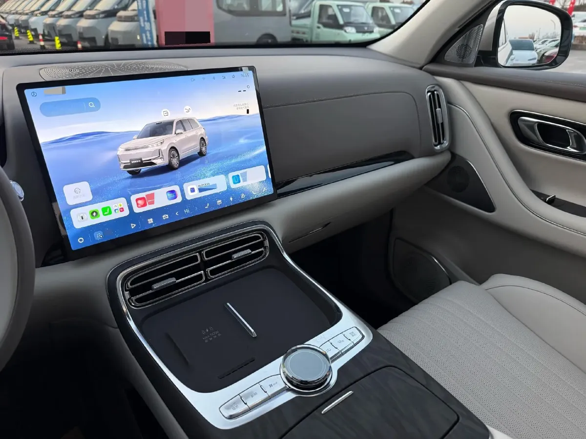 2025 Geely Galaxy M9 1.5T 163HP L4 3DHT PHEV,autocango,china used car exporter,china ev exporter,chinese used car exporter,chinese used ev exporter