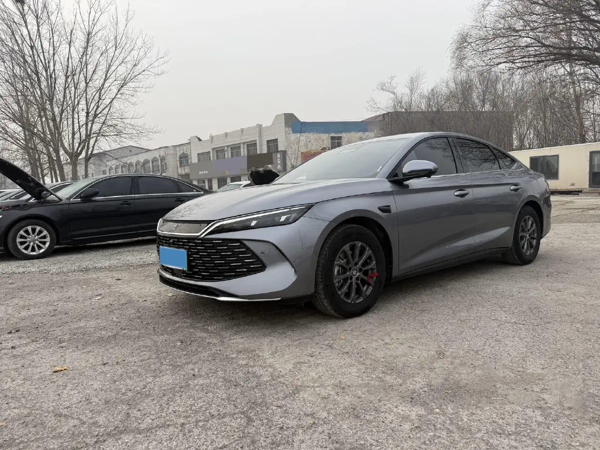 2025 BYD QinL 1.5L 101HP L4 E-CVT PHEV 10.08KWH