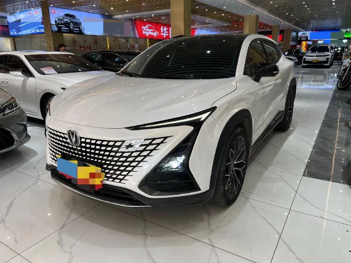 2022 ChangAn UNI-T 1.5T 188HP L4 7DCT,autocango,china used car exporter,china ev exporter,chinese used car exporter,chinese used ev exporter