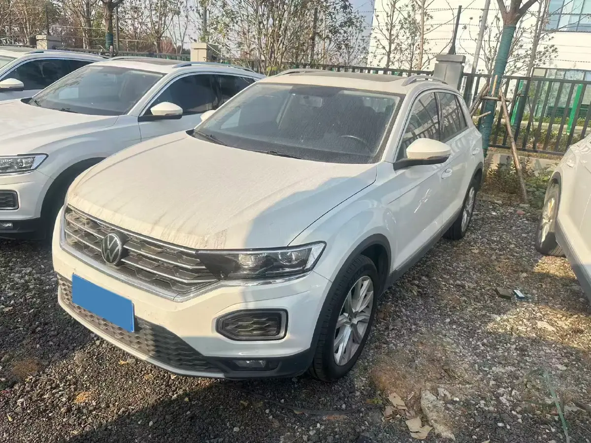 2022 Volkswagen T-Roc 1.4T 150HP L4 7DCT