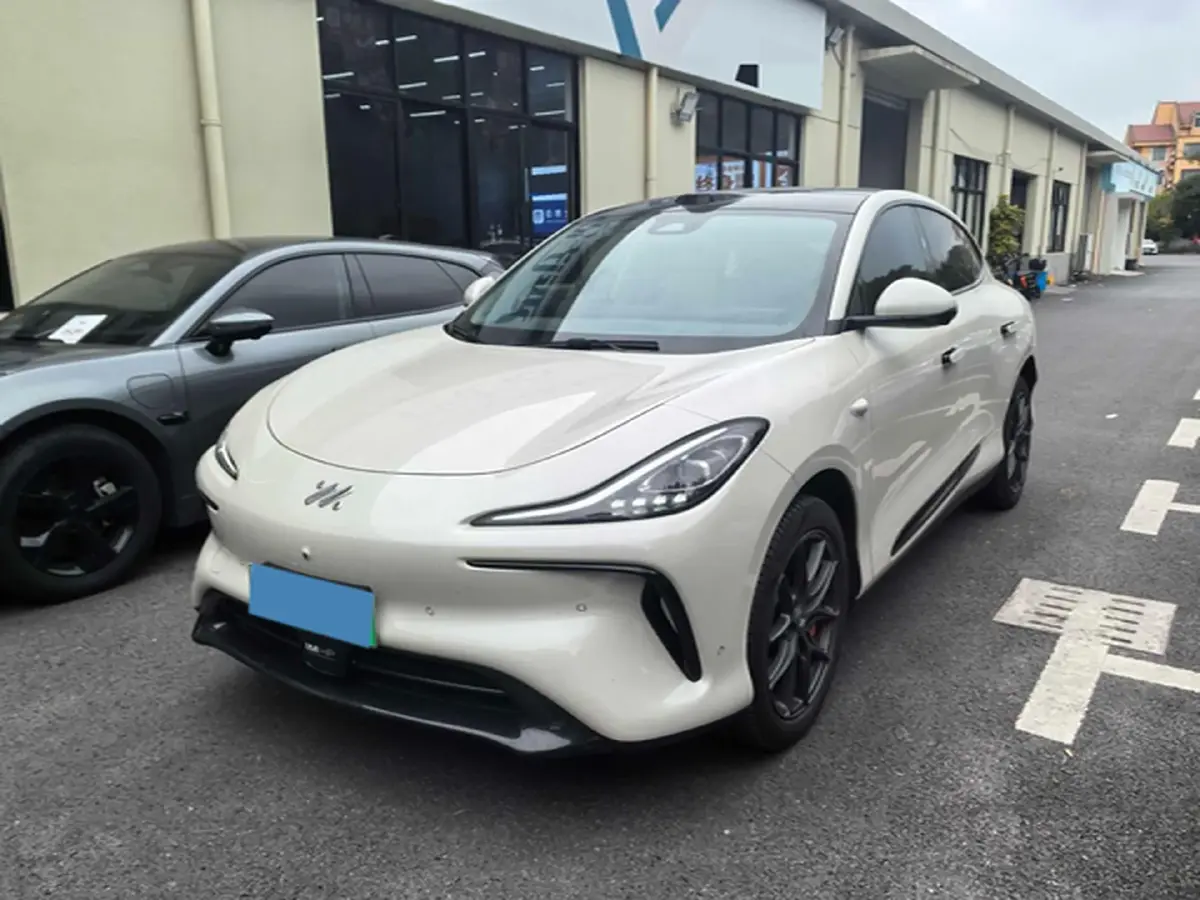 2023 IM LS6 BEV 71KWH