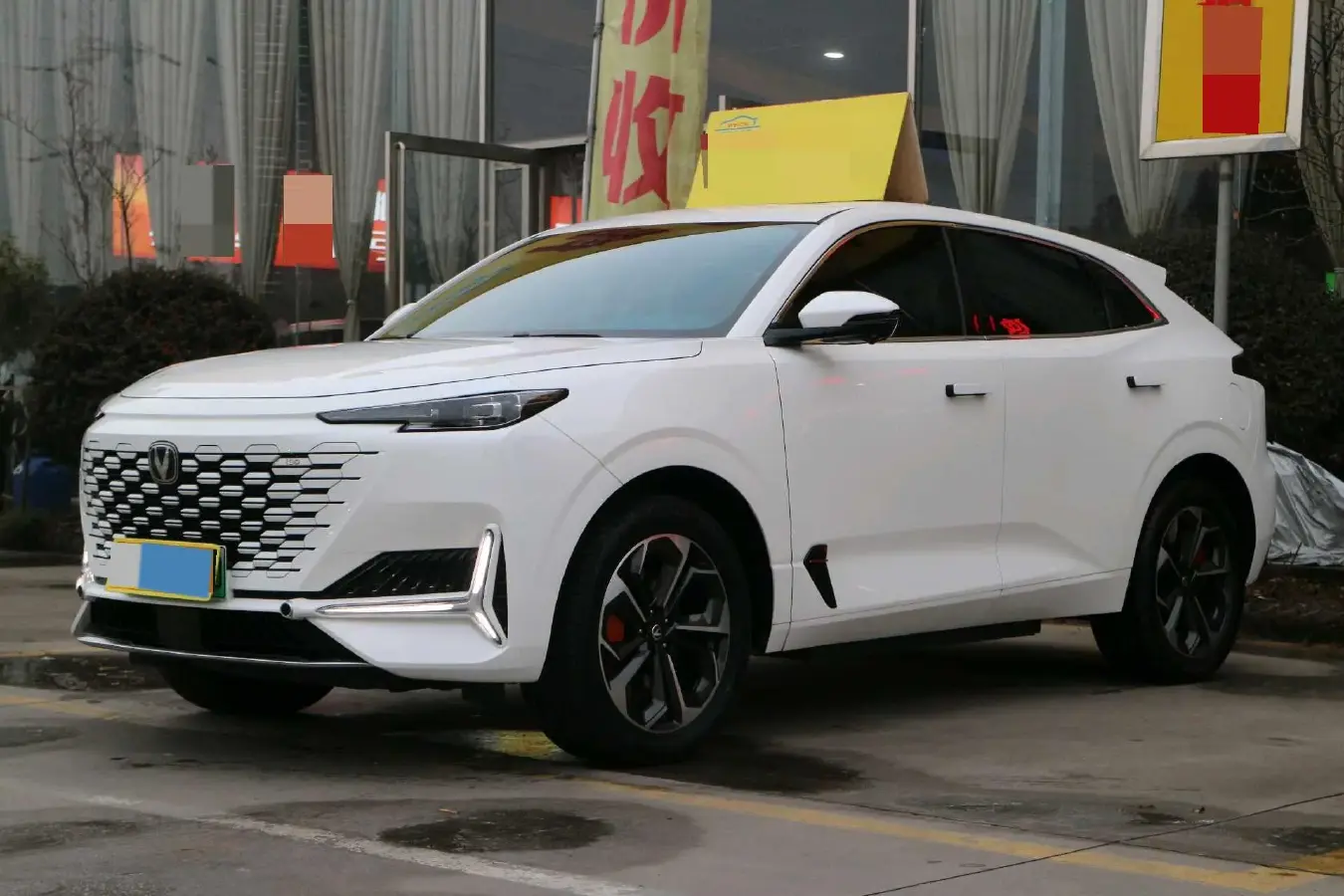 2023 ChangAn UNI-K iDD 1.5T 170HP L4 6TCT PHEV 28.39KWH