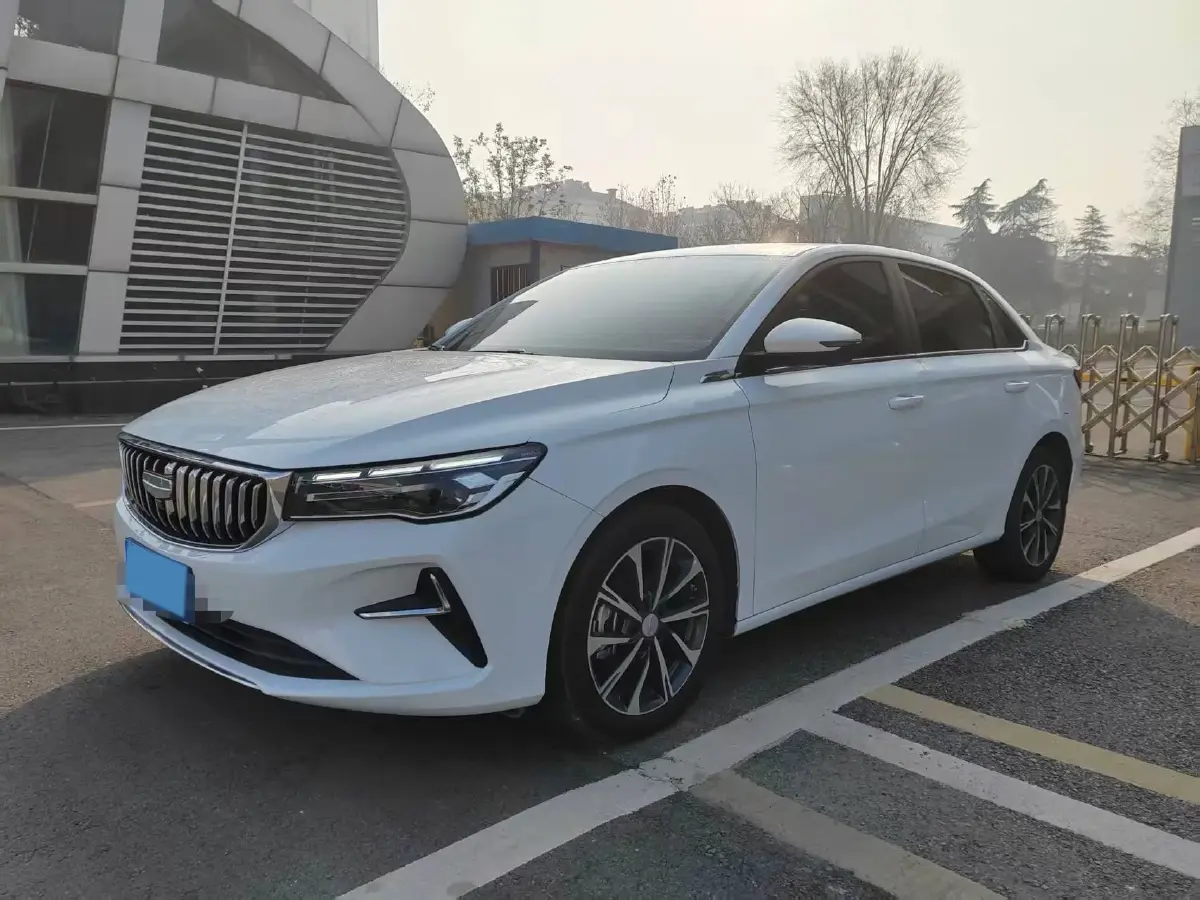 2025 Geely Emgrand 1.5L 127HP L4 CVT