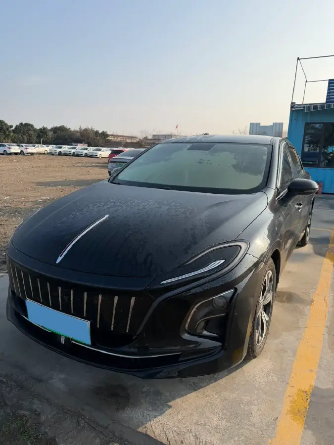2022 HongQi E-QM5 BEV 54KWH