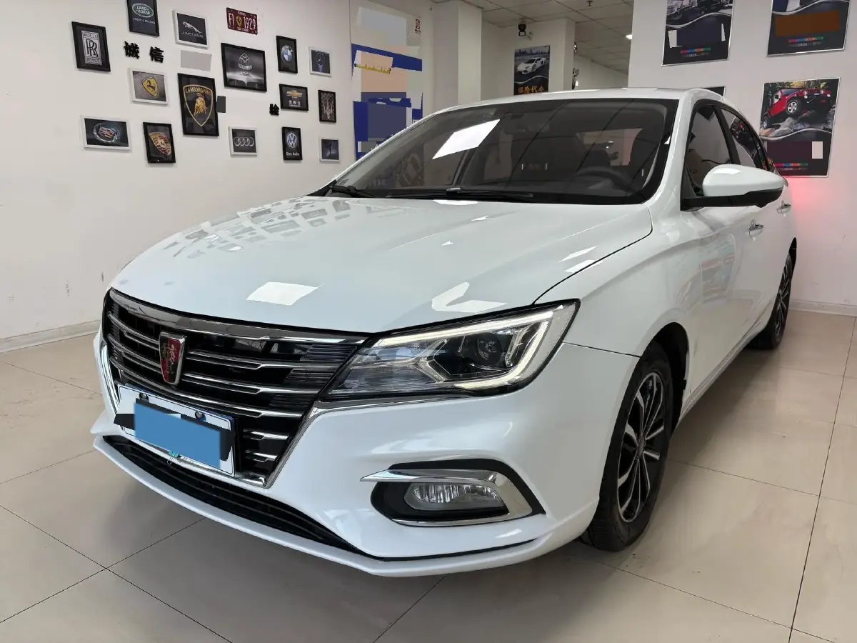 2020 Roewe i5 1.5L 120HP L4 CVT