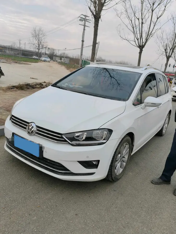 2018 Volkswagen Golf Sportsvan 1.4T 131HP L4 7DCT