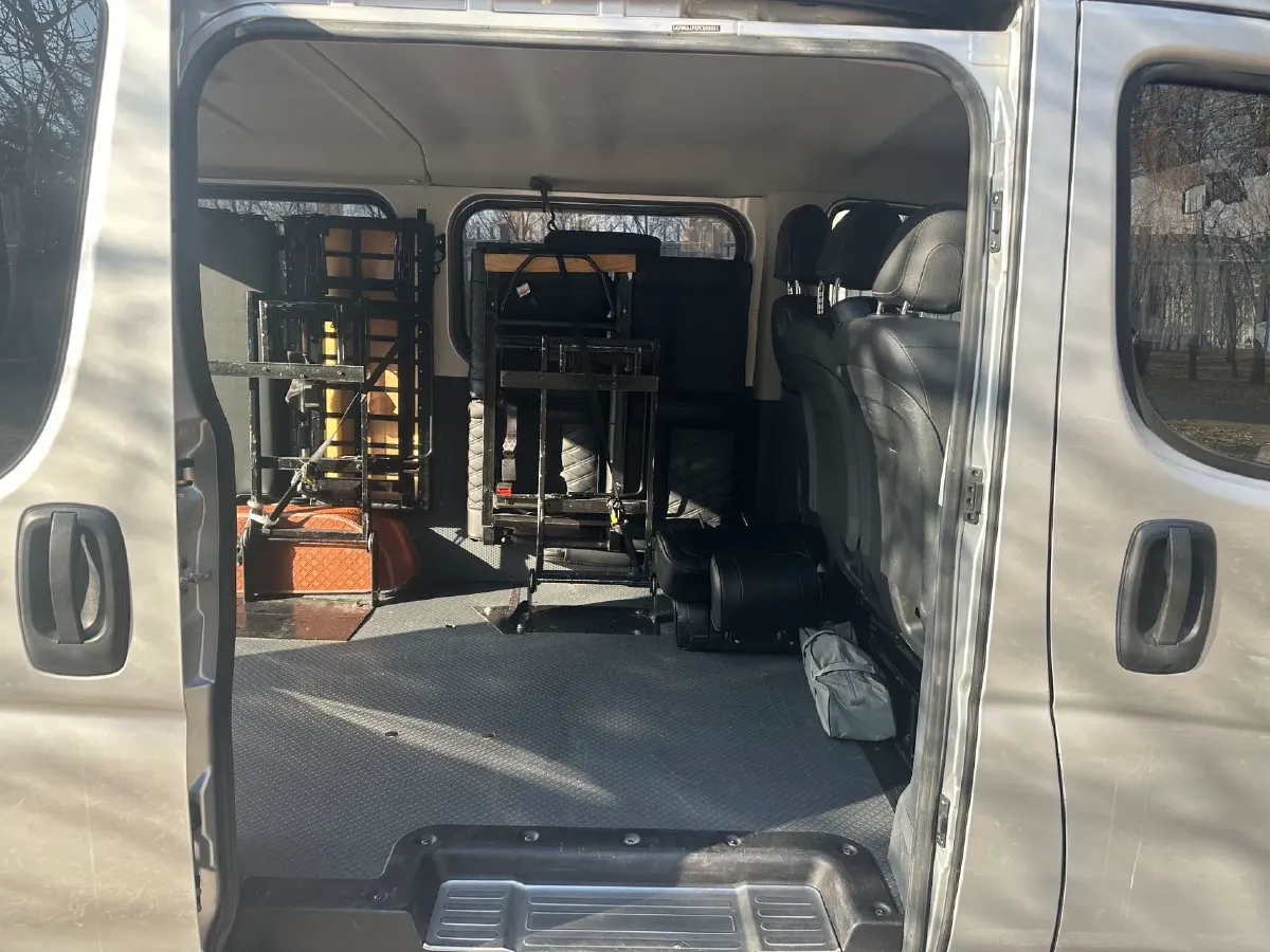 2021 JMC TeShun 2.8T 122HP L4 5MT,autocango,china used car exporter,china ev exporter,chinese used car exporter,chinese used ev exporter