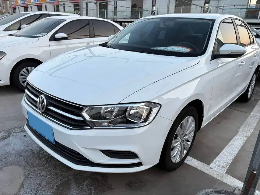 2019 Volkswagen Bora 1.5L 112HP L4 6AT