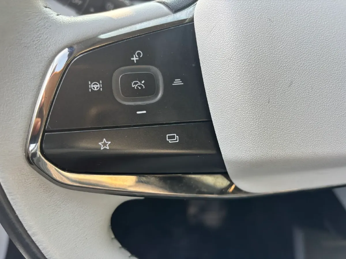 2024 ChangAn UNI-Z 1.5L 98HP L4 E-CVT PHEV 18.4KWH,autocango,china used car exporter,china ev exporter,chinese used car exporter,chinese used ev exporter