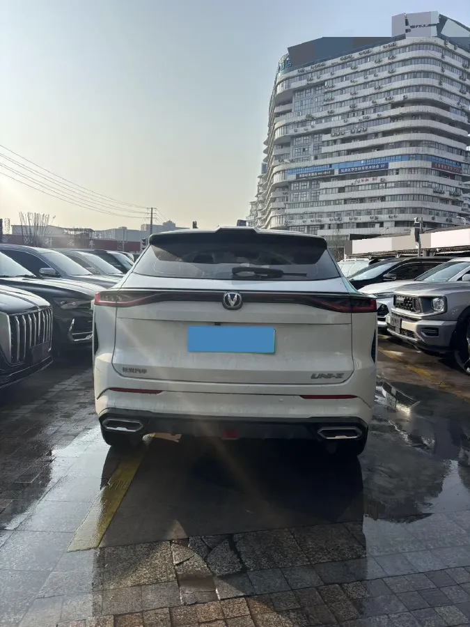 2024 ChangAn UNI-Z 1.5L 98HP L4 E-CVT PHEV 18.4KWH,autocango,china used car exporter,china ev exporter,chinese used car exporter,chinese used ev exporter