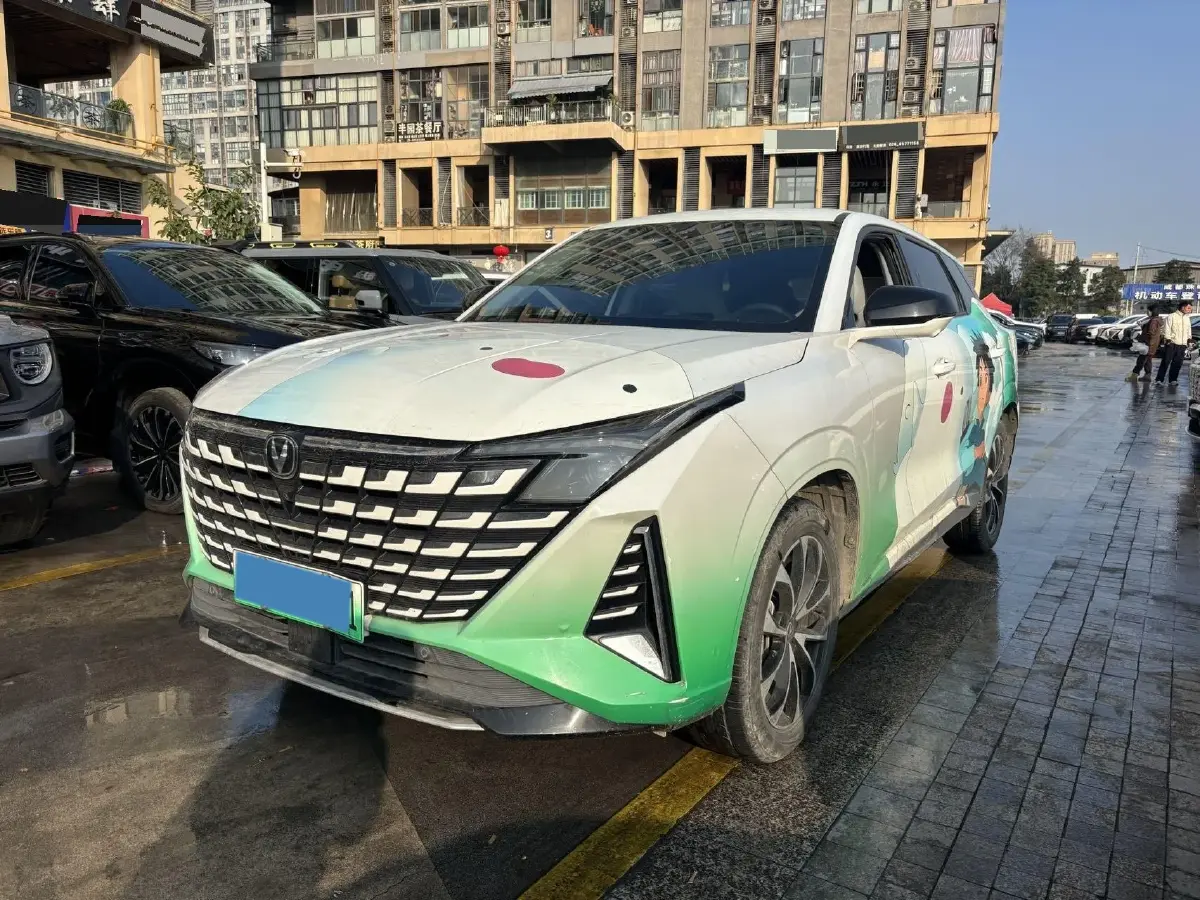 2024 ChangAn UNI-Z 1.5L 98HP L4 E-CVT PHEV 18.4KWH