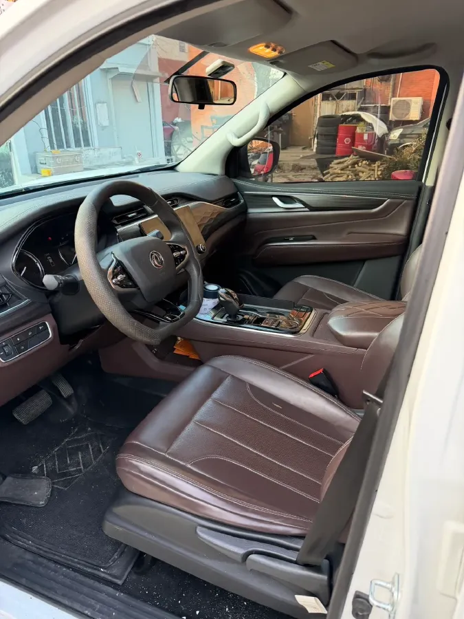 2022 Dongfeng RuiQi 7 2.3T 166HP L4 8AT,autocango,china used car exporter,china ev exporter,chinese used car exporter,chinese used ev exporter