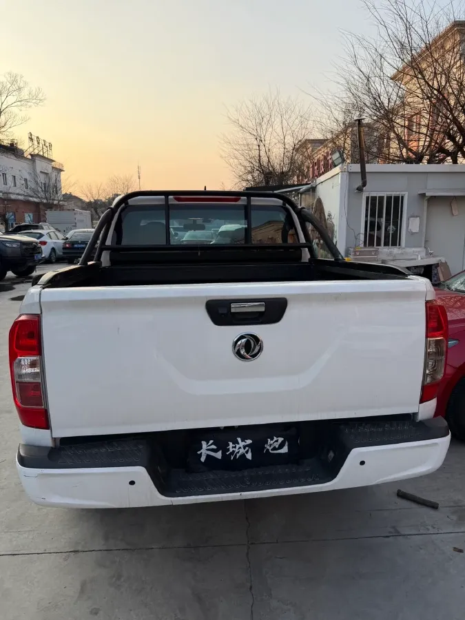 2022 Dongfeng RuiQi 7 2.3T 166HP L4 8AT,autocango,china used car exporter,china ev exporter,chinese used car exporter,chinese used ev exporter