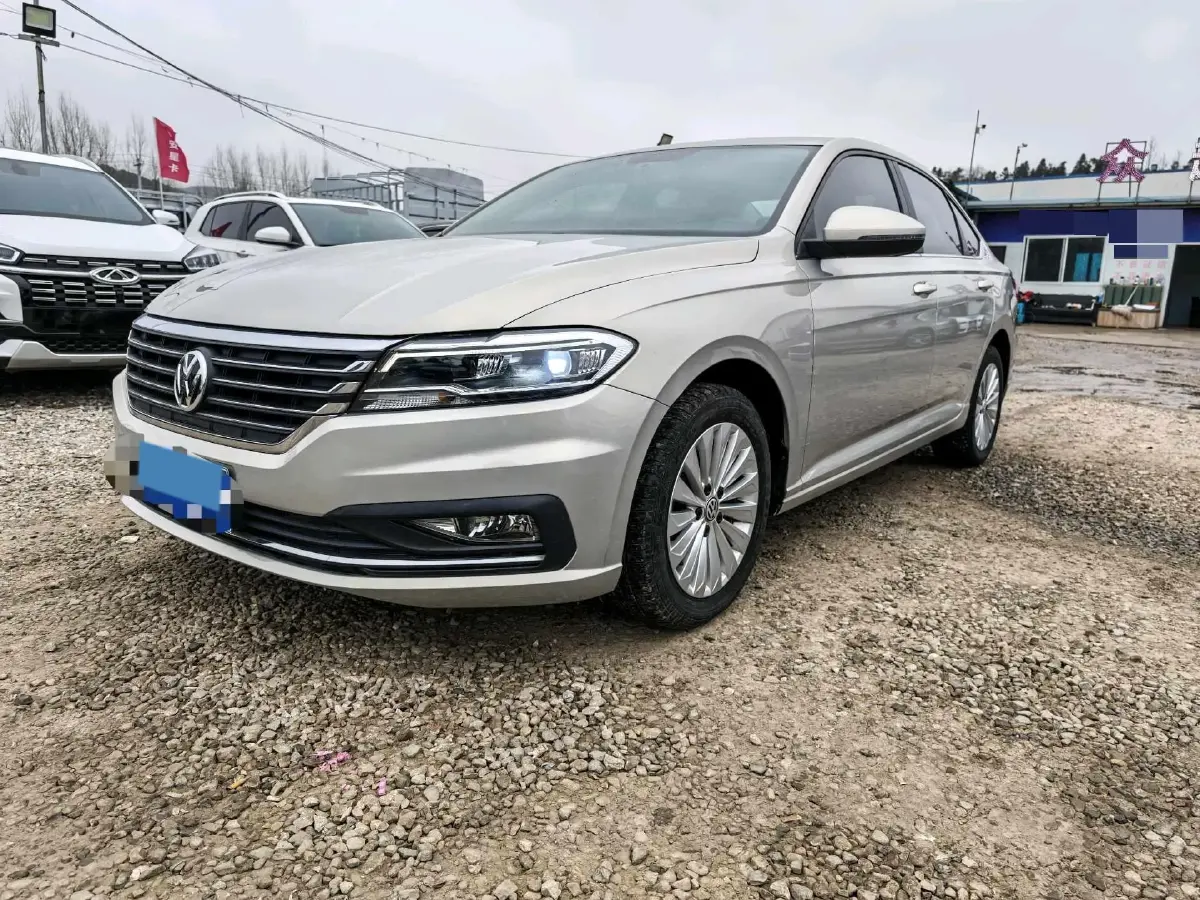 2019 Volkswagen Sagitar 1.2T 116HP L4 7DCT