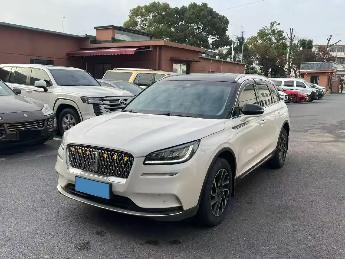 2020 Lexus CT 1.8L 99HP L4 E-CVT Hybrid