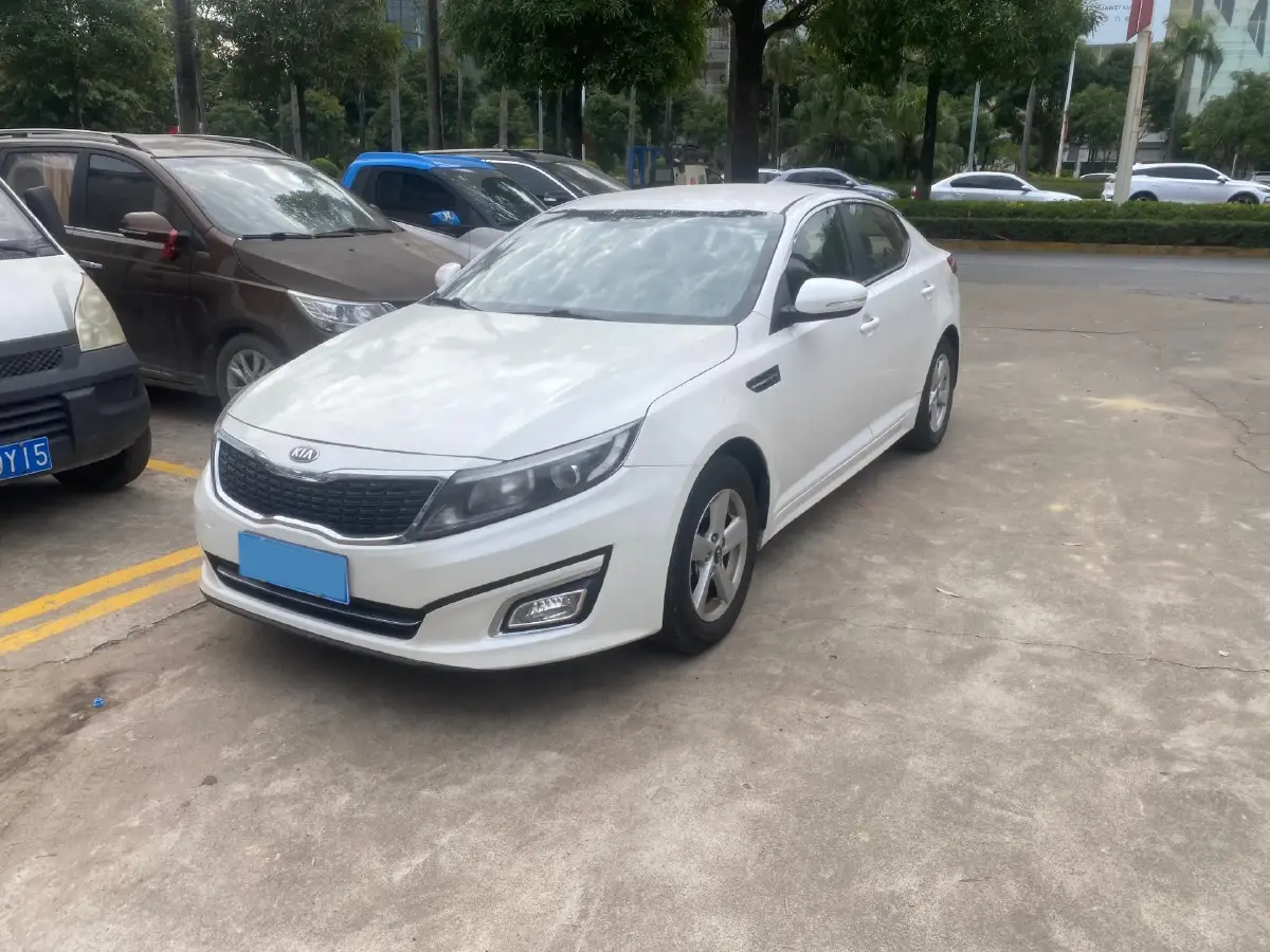 2015 Kia K5 2.0L 162HP L4 6AT