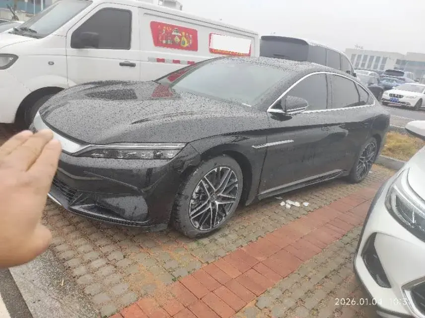 2025 BYD Han BEV 72KWH