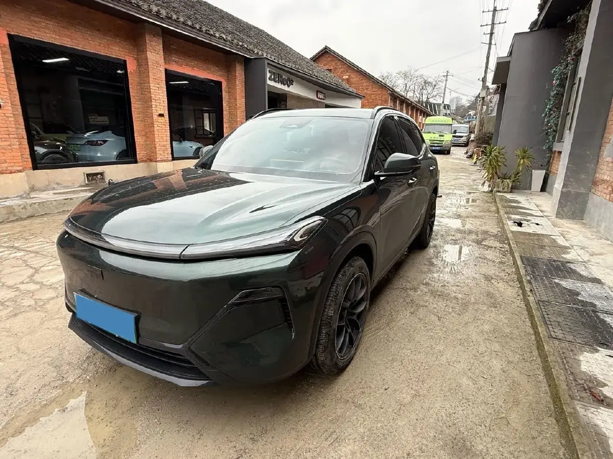 2025 Geely Galaxy L7 1.5L 112HP L4 1DHT PHEV 18.4KWH