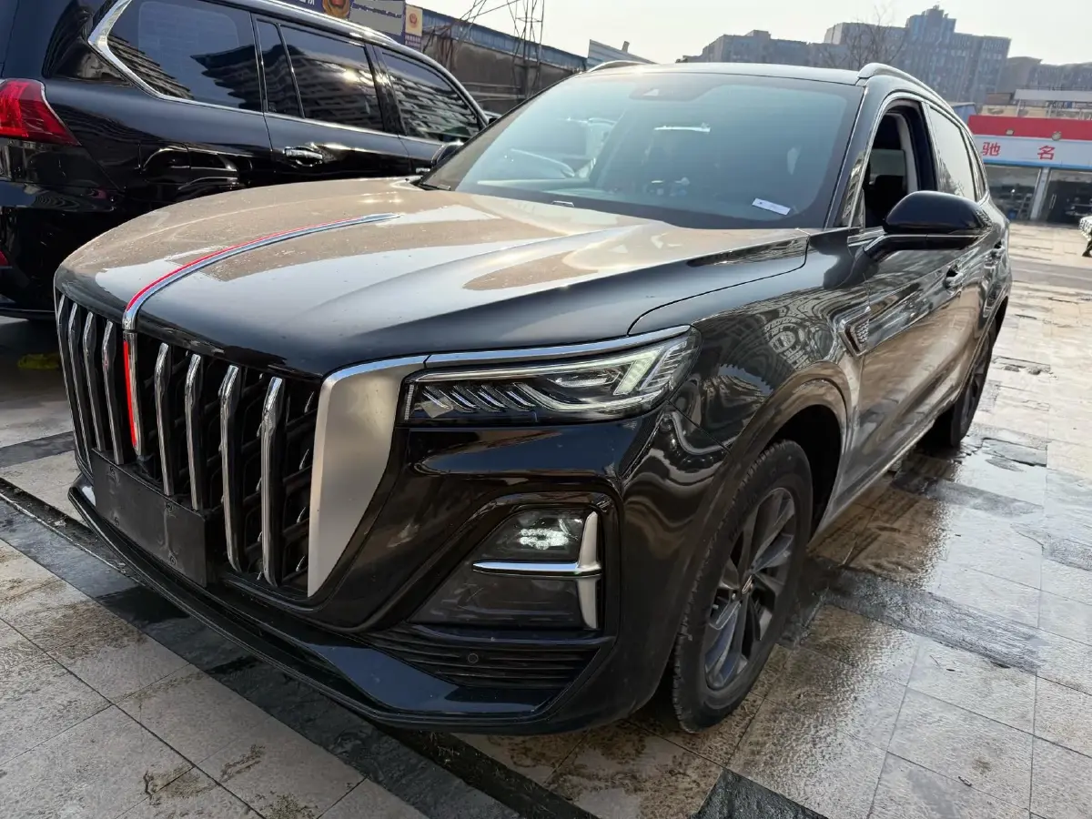 2023 HongQi HS5 2.0T 252HP L4 8AT