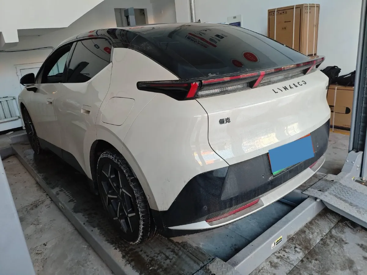 2025 Dongfeng Z9 2.0T 258HP L4 8AT,autocango,china used car exporter,china ev exporter,chinese used car exporter,chinese used ev exporter