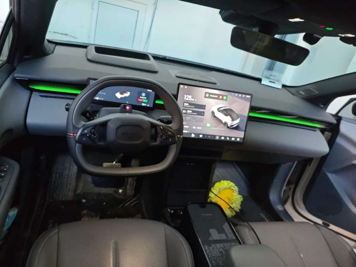 2025 Dongfeng Z9 2.0T 258HP L4 8AT,autocango,china used car exporter,china ev exporter,chinese used car exporter,chinese used ev exporter