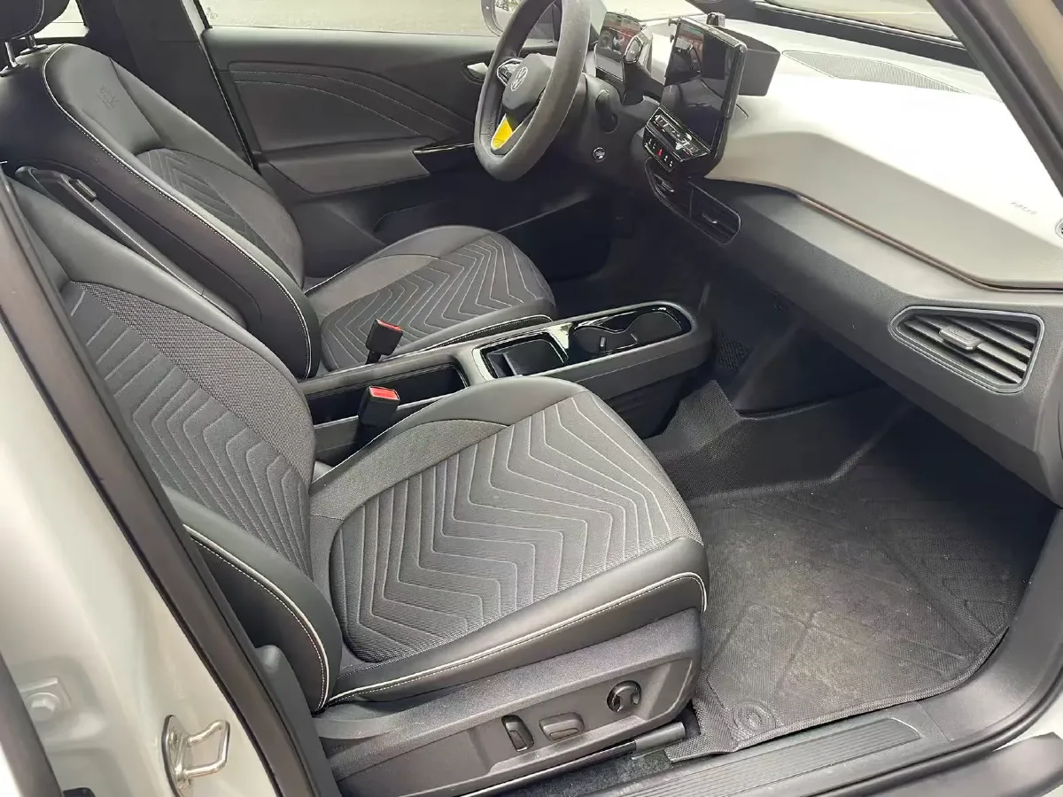 2023 DongFeng Forthing S60 EV BEV 54.6KWH,autocango,china used car exporter,china ev exporter,chinese used car exporter,chinese used ev exporter