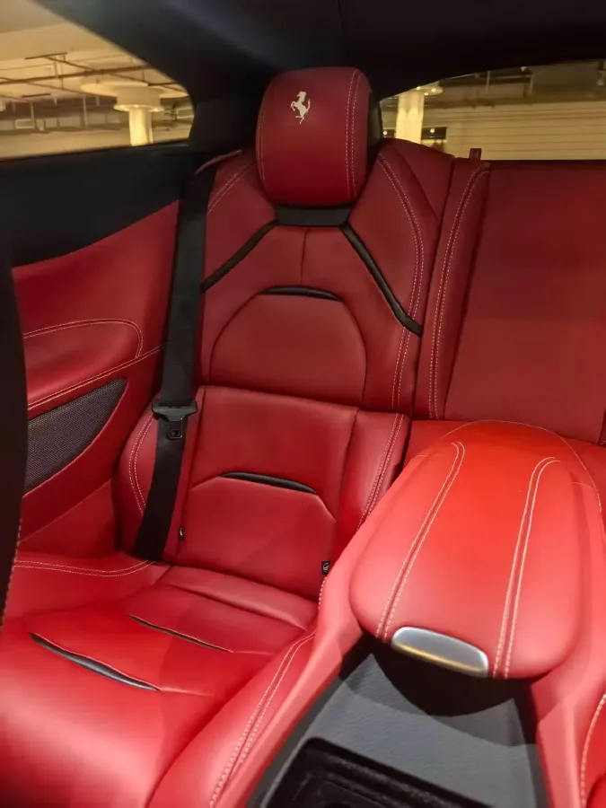 2017 Ferrari GTC4 Lusso 3.9T 609HP V8 7DCT,autocango,china used car exporter,china ev exporter,chinese used car exporter,chinese used ev exporter