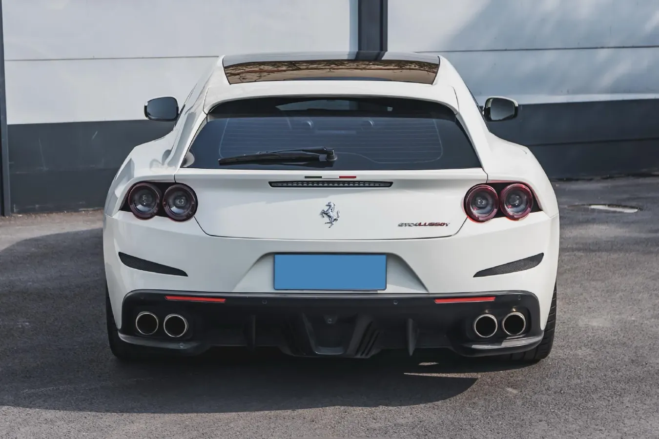 2017 Ferrari GTC4 Lusso 3.9T 609HP V8 7DCT,autocango,china used car exporter,china ev exporter,chinese used car exporter,chinese used ev exporter