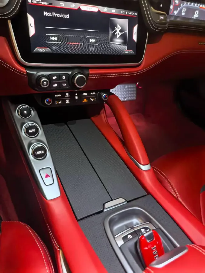 2017 Ferrari GTC4 Lusso 3.9T 609HP V8 7DCT,autocango,china used car exporter,china ev exporter,chinese used car exporter,chinese used ev exporter