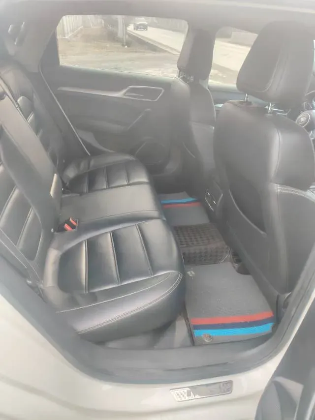 2019 MAXUS XinTu V80 2.5T 136HP L4 6AMT,autocango,china used car exporter,china ev exporter,chinese used car exporter,chinese used ev exporter