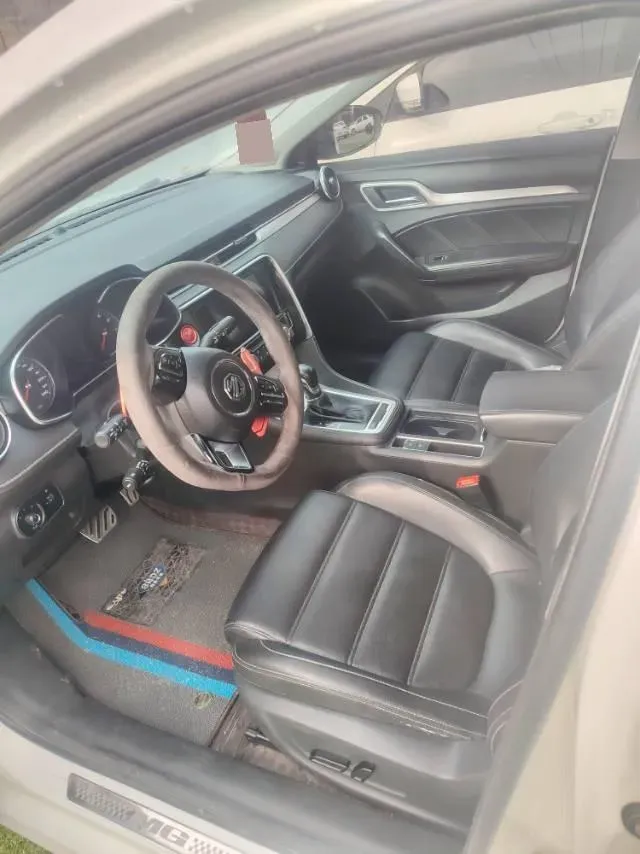 2019 MAXUS XinTu V80 2.5T 136HP L4 6AMT,autocango,china used car exporter,china ev exporter,chinese used car exporter,chinese used ev exporter