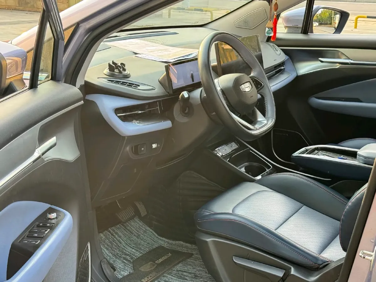 2022 Geometry M6 BEV 53KWH,autocango,china used car exporter,china ev exporter,chinese used car exporter,chinese used ev exporter