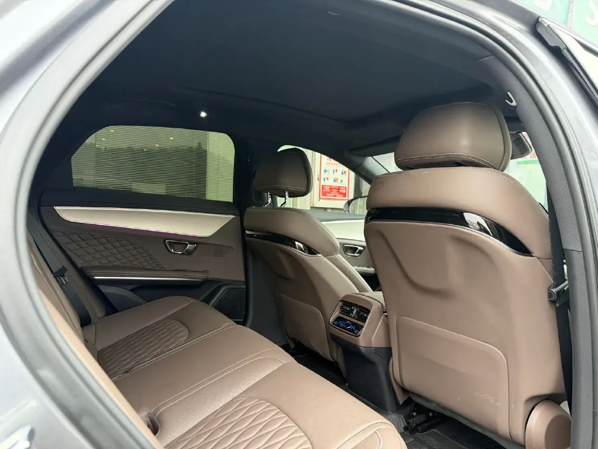 2024 BYD Han BEV 60.48KWH,autocango,china used car exporter,china ev exporter,chinese used car exporter,chinese used ev exporter