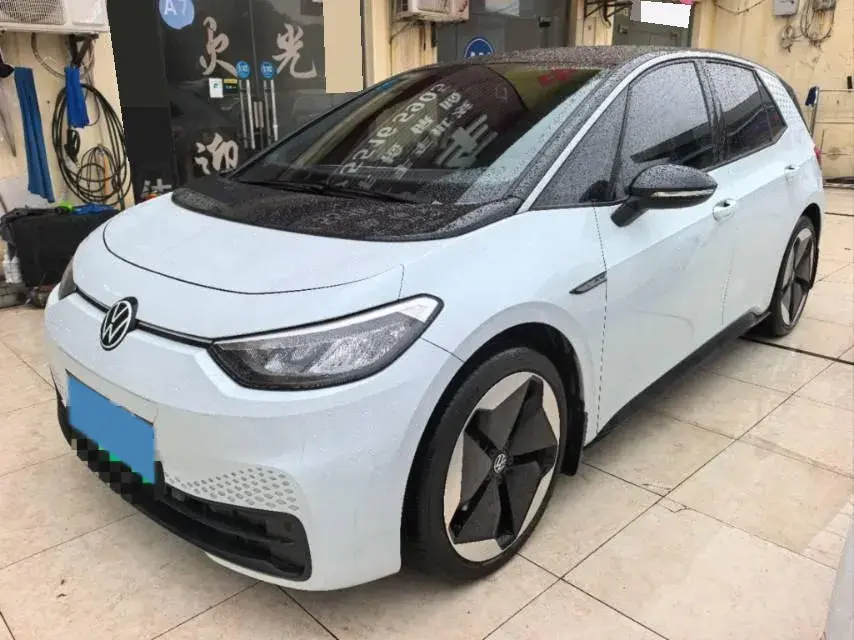 2023 Volkswagen ID.3 BEV 52.8KWH