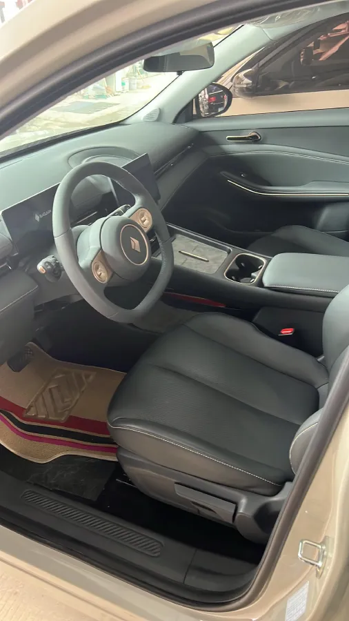 2026 BaoJun E6 BEV,autocango,china used car exporter,china ev exporter,chinese used car exporter,chinese used ev exporter