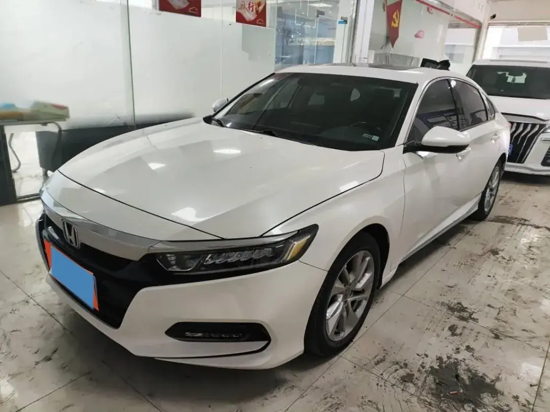 2018 Honda Accord 1.5T 194HP L4 CVT