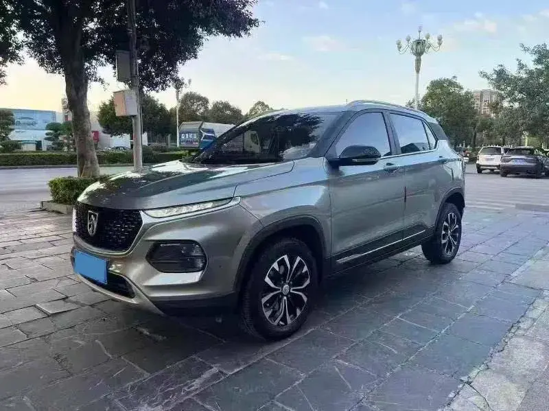 2019 BaoJun 730 1.5L 105HP L4 6MT