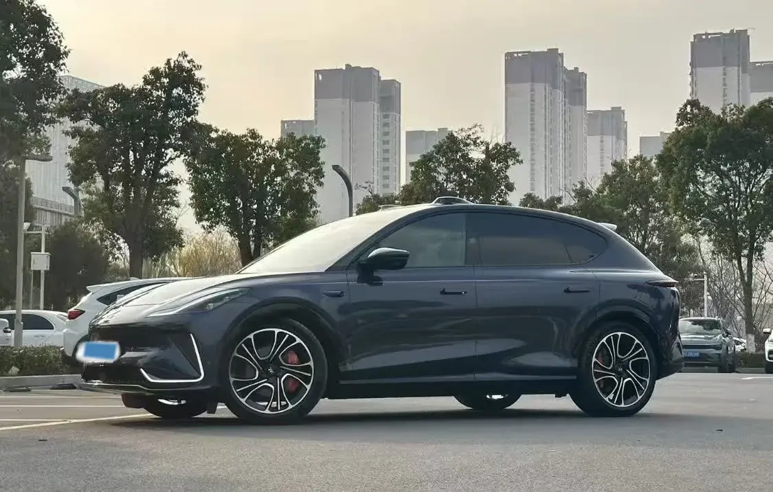 2023 IM LS7 BEV 100KWH