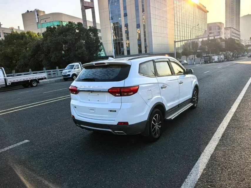 2017 LiFan MaiWei 1.8L 133HP L4 5MT,autocango,china used car exporter,china ev exporter,chinese used car exporter,chinese used ev exporter