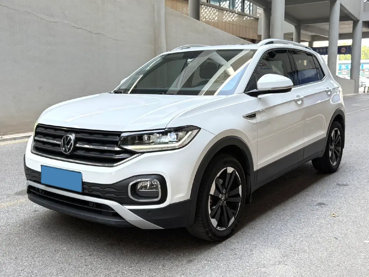 2021 Volkswagen Tacqua 1.5L 113HP L4 6AT