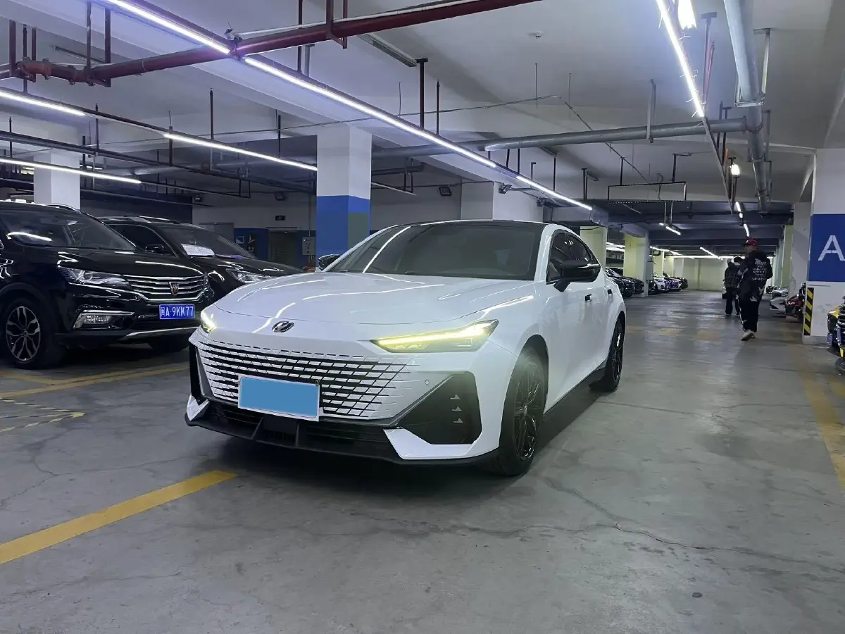 2022 ChangAn UNI-V 1.5T 188HP L4 7DCT