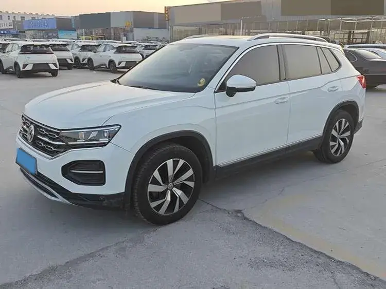 2019 Jeep Cherokee 2.0T 234HP L4 9AT