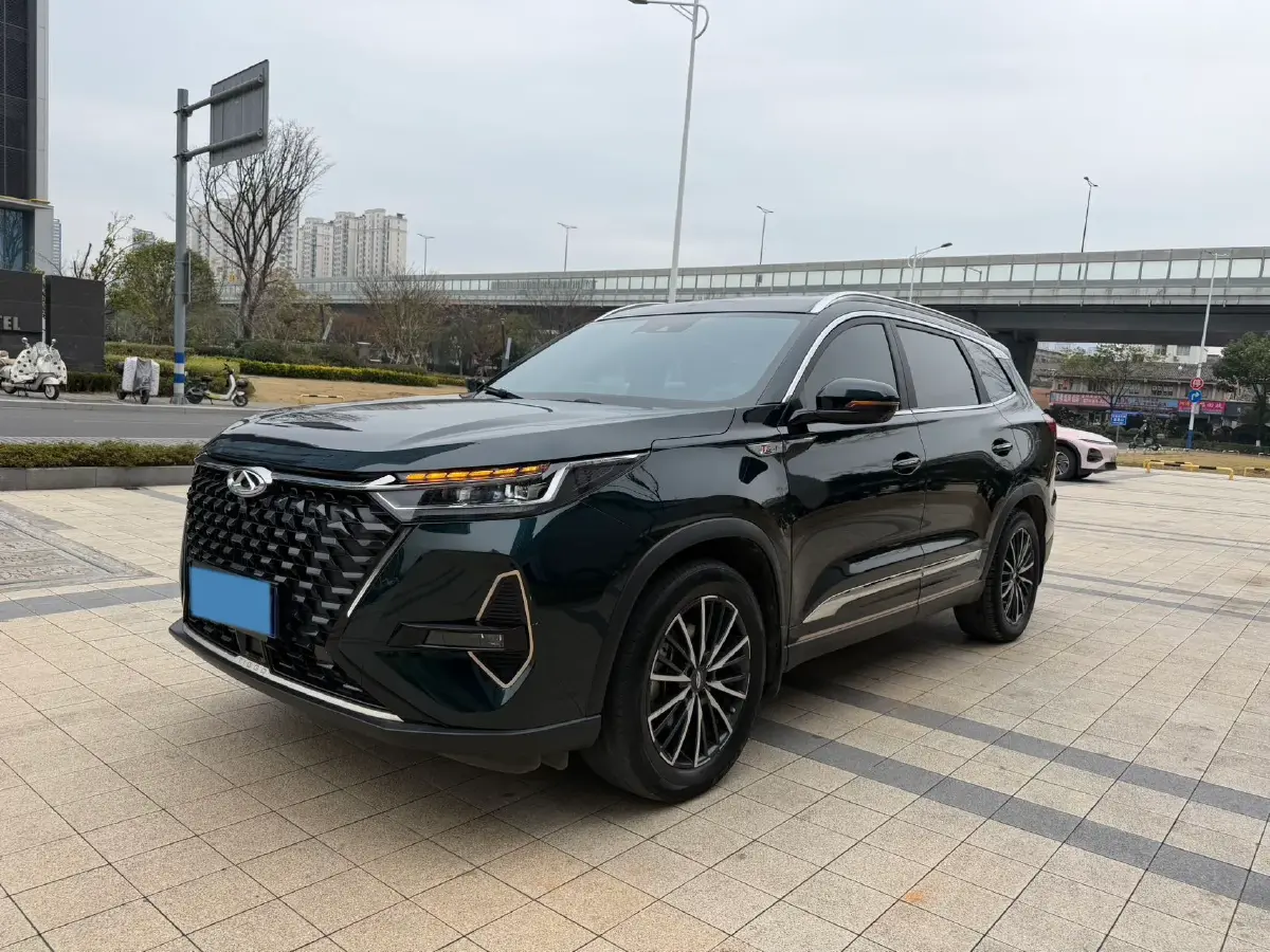 2022 Chery Tiggo 8 PRO 1.6T 197HP L4 7DCT