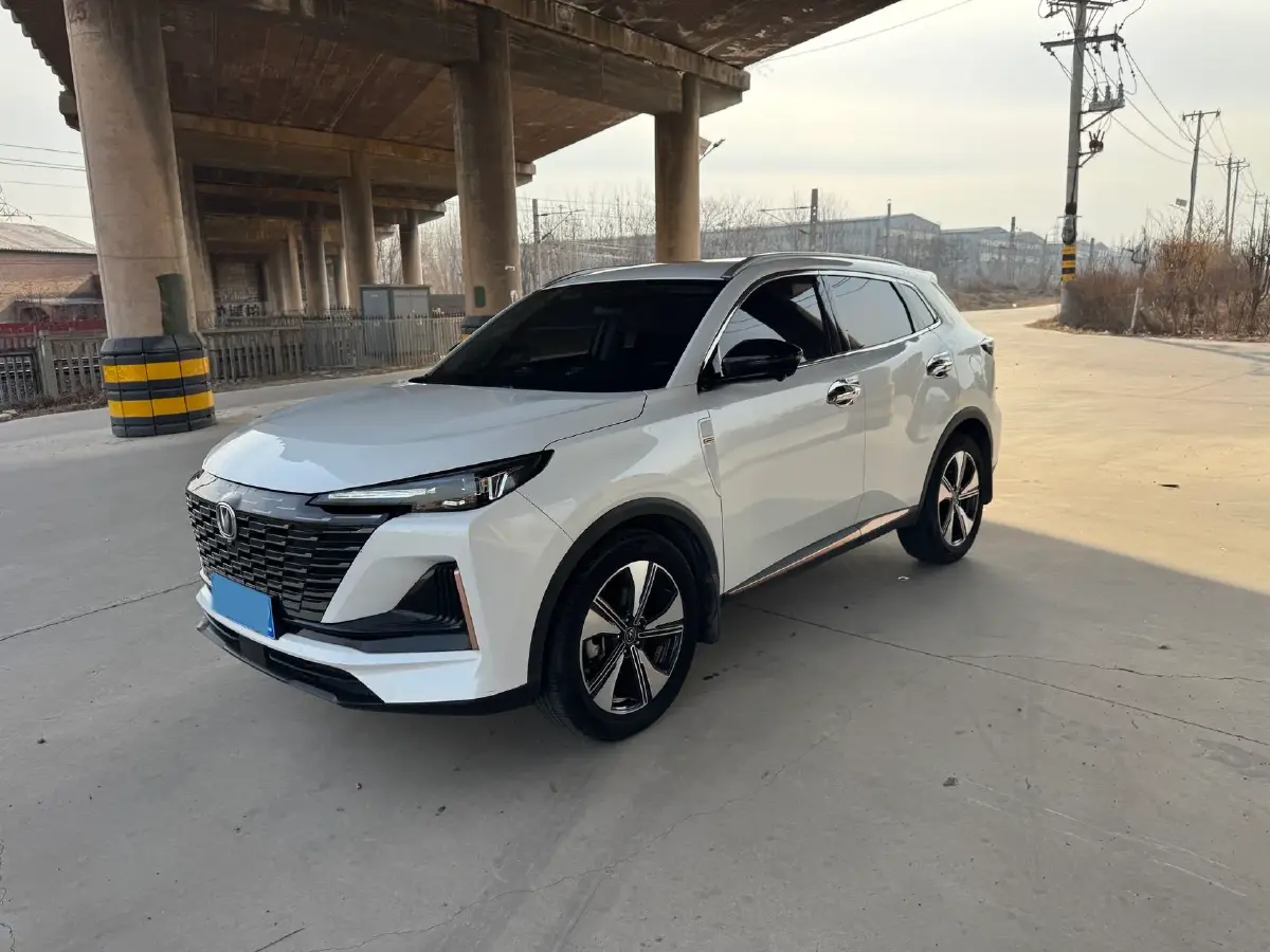 2022 ChangAn CS55 Plus 1.5T 180HP L4 7DCT