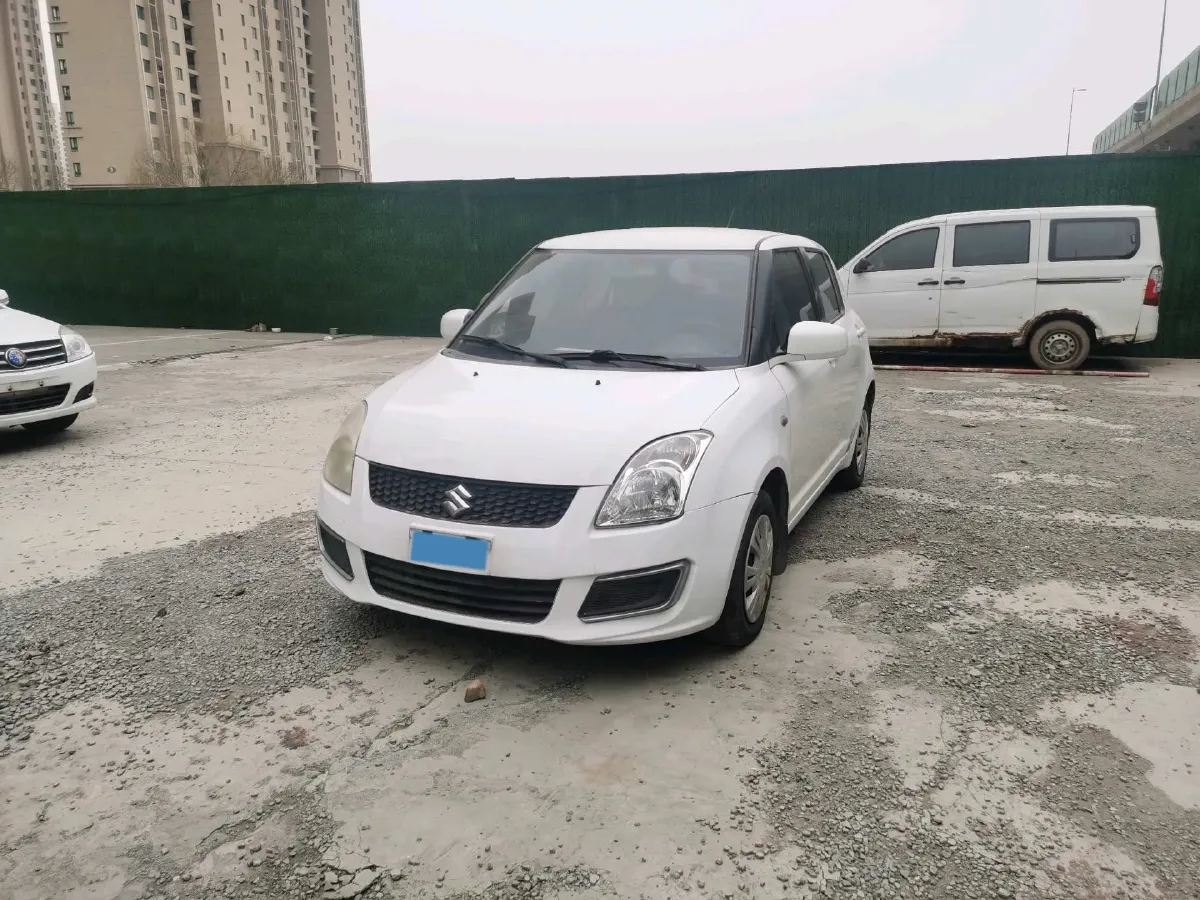 2013 Suzuki Swift 1.3L 91HP L4 5MT,autocango,china used car exporter,china ev exporter,chinese used car exporter,chinese used ev exporter