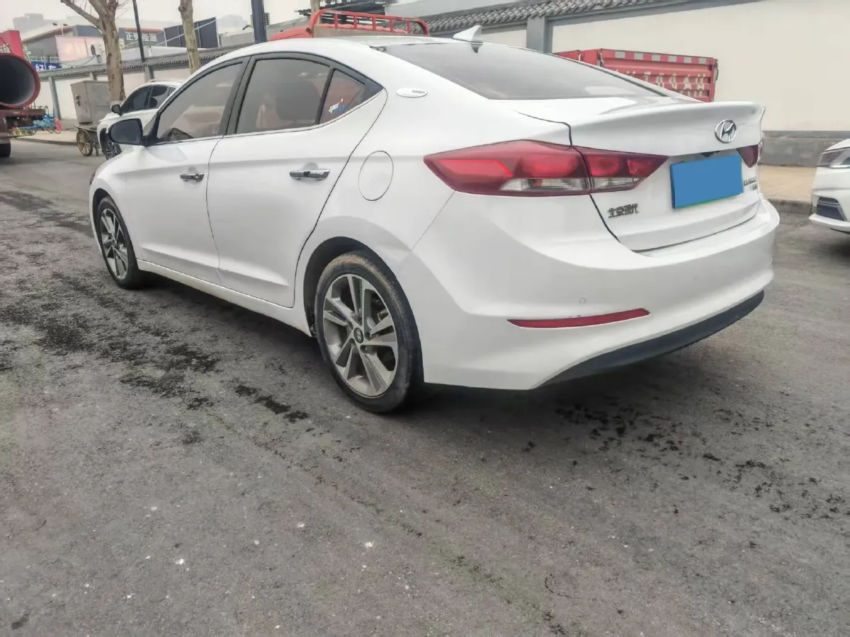 2016 Hyundai Elantra 1.6L 130HP L4 6AT,autocango,china used car exporter,china ev exporter,chinese used car exporter,chinese used ev exporter