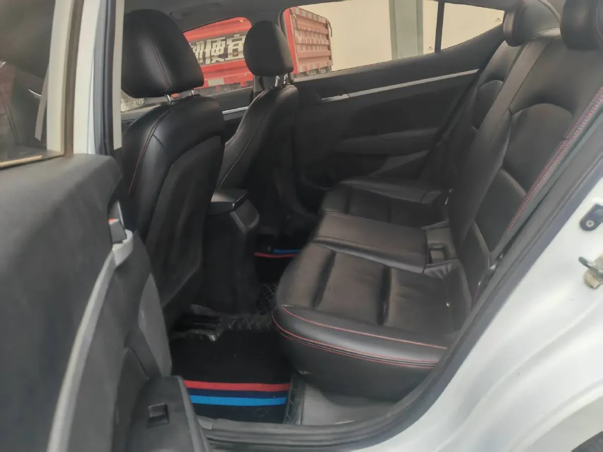2016 Hyundai Elantra 1.6L 130HP L4 6AT,autocango,china used car exporter,china ev exporter,chinese used car exporter,chinese used ev exporter